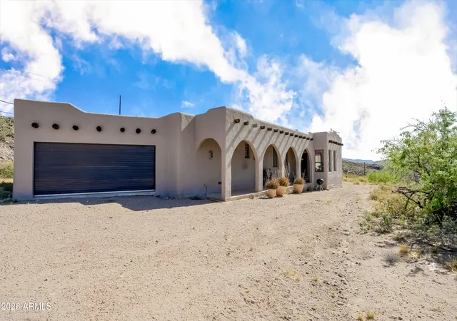 Homes for sale in Morristown, AZ | 35220 S Rebel Pass, Morristown, AZ 85342 | MLS# 7000767