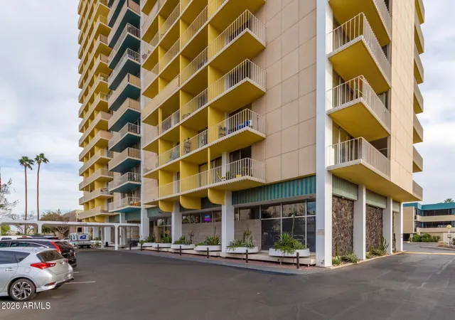 1st image of 207 W Clarendon Ave W #16E, Phoenix, AZ 85013 | MLS# 7005621