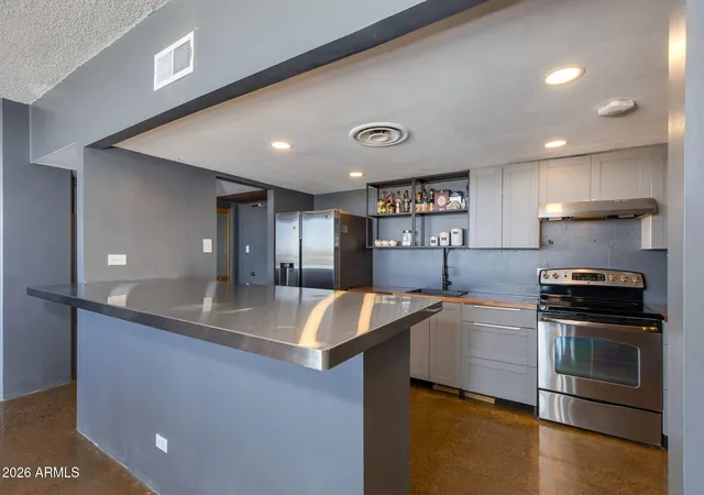 4th image of 207 W Clarendon Ave W, Phoenix, AZ 85013