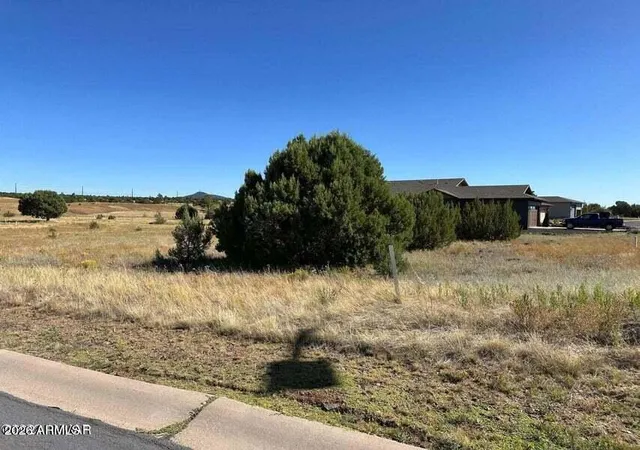 1st image of 1100 S Ridgecreek Ln #29, Show Low, AZ 85901 | MLS# 7000966