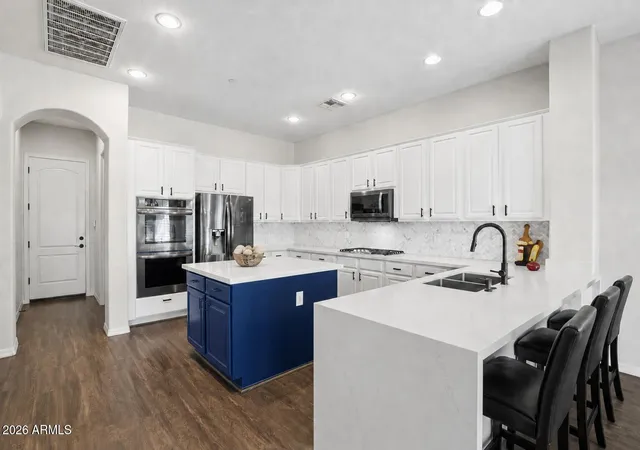 Photo 3 of Single family home for sale at 898 W Grove St, Litchfield Park, AZ 85340 | MLS# 7001949 | Listing updated on 2026-09-20