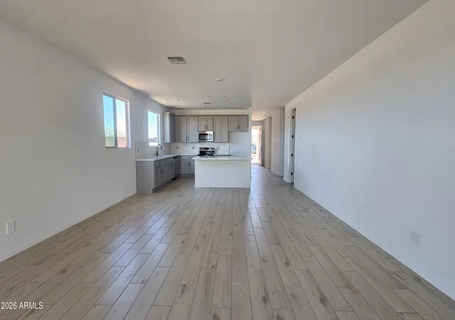 Photo 3 of Sale Pending at 6690 E Fiddleneck Way, San Tan Valley, AZ 85143 | MLS# 7001069 | Listing updated on 2026-07-10
