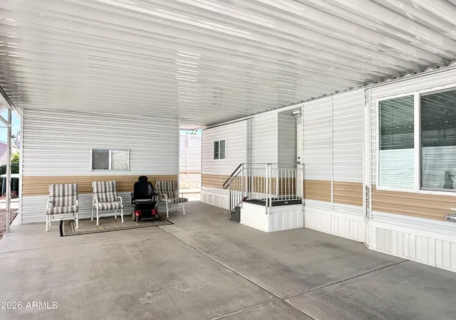 Homes for sale in Mesa, AZ | 111 S Greenfield Rd #809, Mesa, AZ 85206 | MLS# 7001248