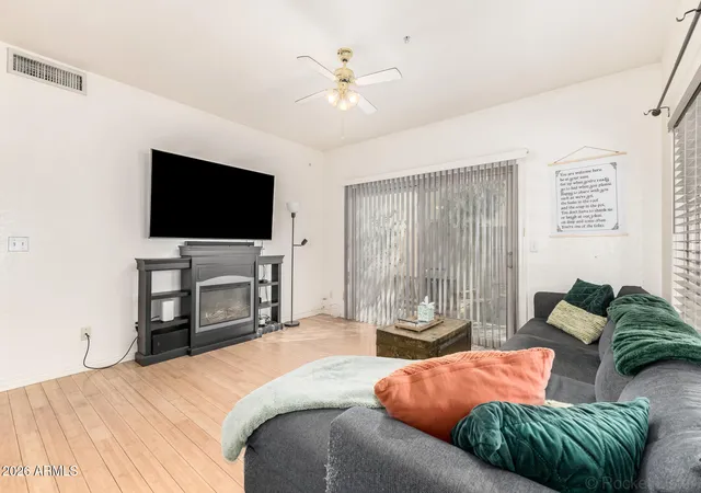2nd image of 1406 W Emerald Ave #116, Mesa, AZ 85202 | MLS# 7004417