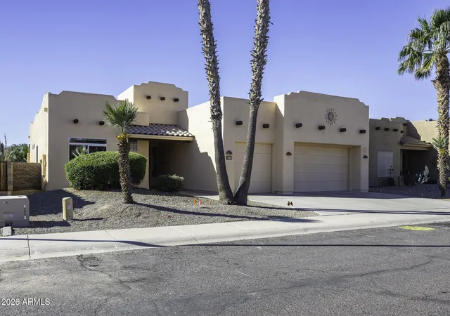 1st image of 923 W Crooked Stick Dr, Casa Grande, AZ 85122 | MLS# 7002495