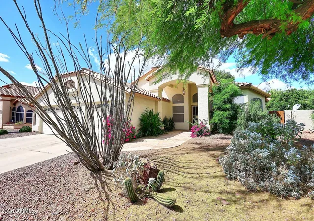 Photo 3 of Sale Pending at 9920 N 57th Drive, Glendale, AZ 85302 | MLS# 7002261 | Listing updated on 2026-07-11