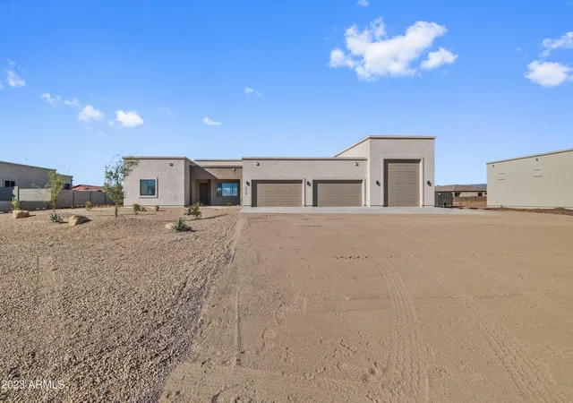Homes for sale in Phoenix, AZ | 2534 W Fernwood Dr, Phoenix, AZ 85086 | MLS# 7001315