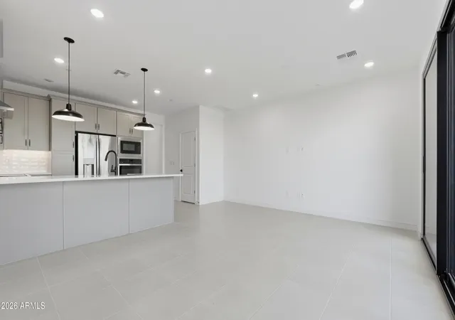 Photo 4 of Sale Pending at 5820 S 35th Way, Phoenix, AZ 85040 | MLS# 7001443 | Listing updated on 2026-09-21