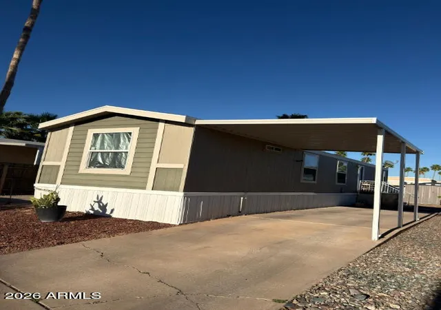 Photo 3 of Manufactured home for sale at 16225 N Cave Crk Rd #31, Phoenix, AZ 85032 | MLS# 7002076 | Listing updated on 2026-04-23