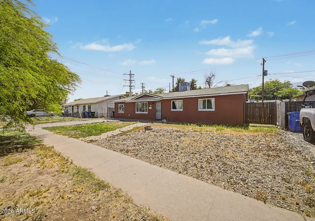 Photo 4 of Single family home for sale at 4727 W Osborn Rd, Phoenix, AZ 85031 | MLS# 7004036 | Listing updated on 2026-09-03