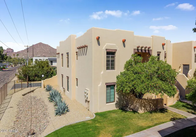 Listing Photo 4 - Condo for sale in building located at 5402 E Windsor Ave, Phoenix, AZ 85008 - Unit #2