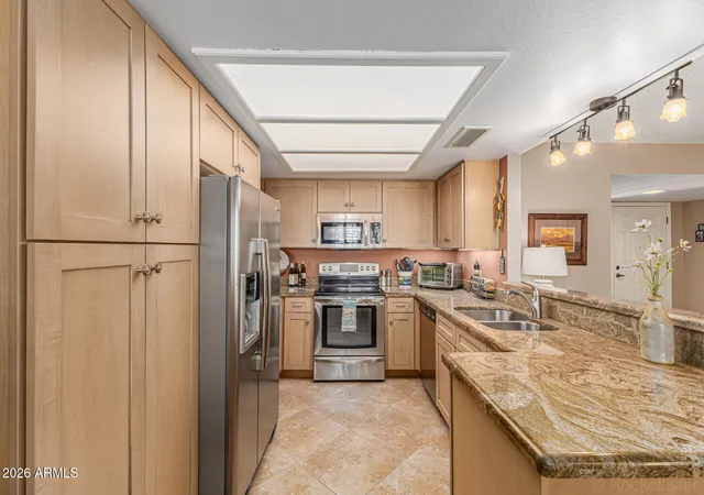 3rd image of 19122 N 98Th Ln, Peoria, AZ 85382 | MLS# 7001810