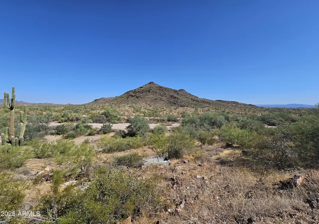Homes for sale in Wittmann, AZ | 29600 W Black Mountain Rd Rd, Wittmann, AZ 85361 | MLS# 7004955