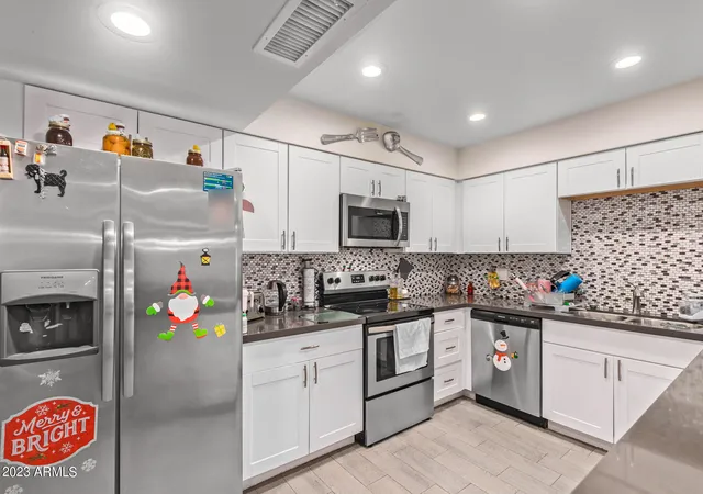 Photo 4 of Single family home for sale at 3502 W Ironwood Dr, Phoenix, AZ 85051 | MLS# 7002275 | Listing updated on 2026-03-23