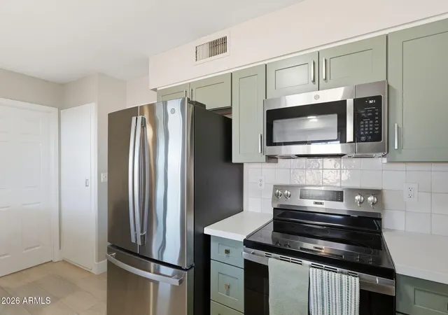 Photo 4 of Townhouse for sale at 13442 N 108th Drive, Sun City, AZ 85351 | MLS# 7004416 | Listing updated on 2026-09-24