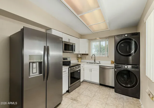 4th image of 10752 W Peoria Ave, Sun City, AZ 85351 | MLS# 7053322