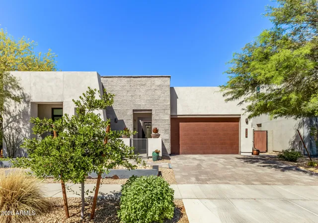Photo 1 of Single family home for sale at 9440 S 10th Way, Phoenix, AZ 85042 | MLS# 7002472 | Listing updated on 2026-09-20