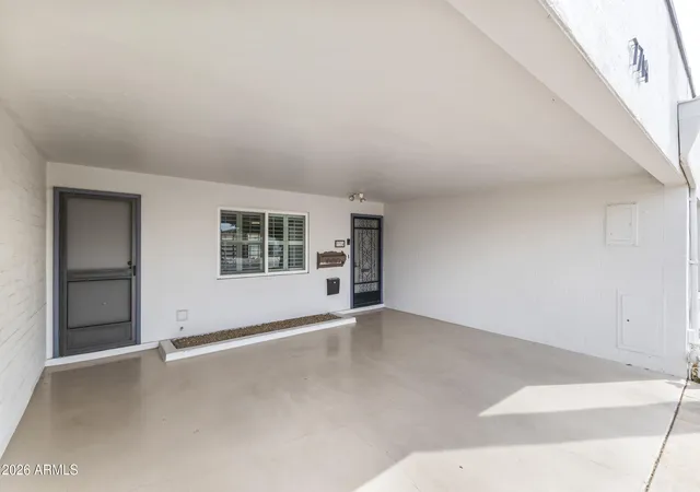 Photo 4 of Townhouse for sale at 7714 E Chaparral Rd, Scottsdale, AZ 85250 | MLS# 7007085 | Listing updated on 2026-09-19