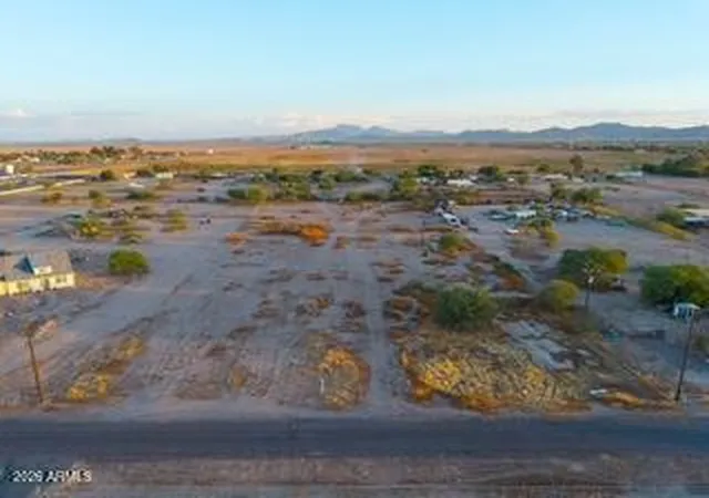 3rd image of 51397 W Julie Ln #201, Maricopa, AZ 85139 | MLS# 7067483