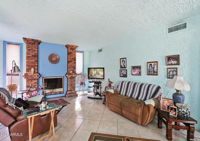 5th image of 4702 E Alta Vista Rd, Phoenix, AZ 85042 | MLS# 7002561