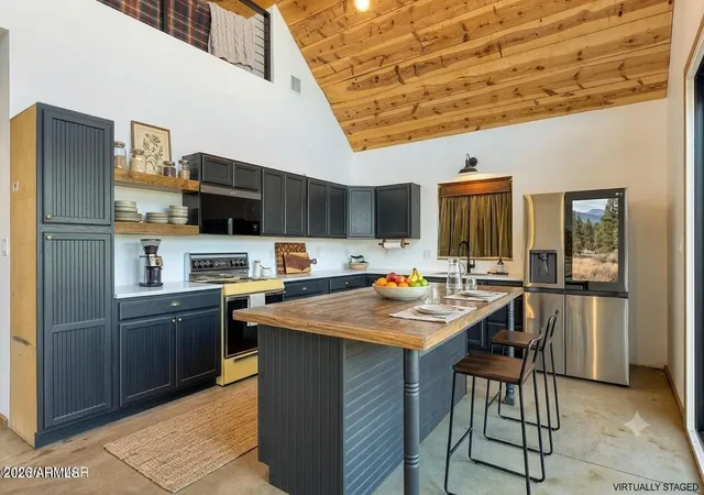 3rd image of 124 County Rd N3077 --, Show Low, AZ 85901 | MLS# 7004569