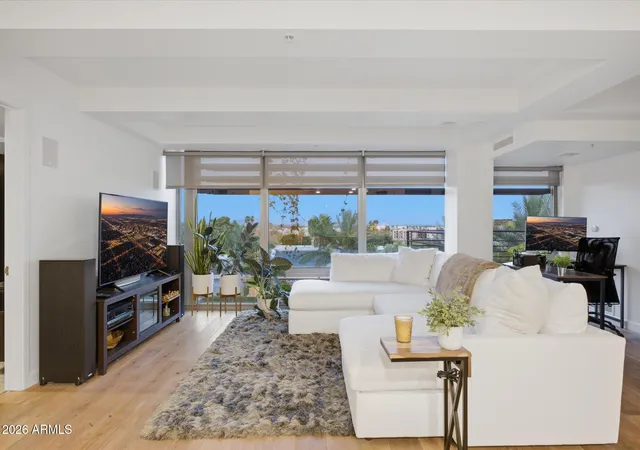 Photo 4 of House for sale at 7167 E Rancho Vista Dr #5010, Scottsdale, AZ 85251 | MLS# 7005344 | Listing updated on 2026-08-17