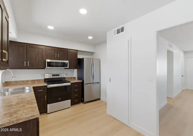 3rd image of 10917 W Thunderbird Blvd, Sun City, AZ 85351 | MLS# 7003626