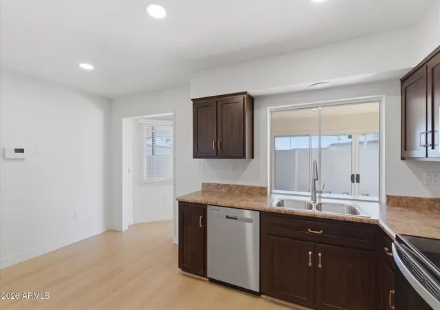 4th image of 10917 W Thunderbird Blvd, Sun City, AZ 85351 | MLS# 7003626