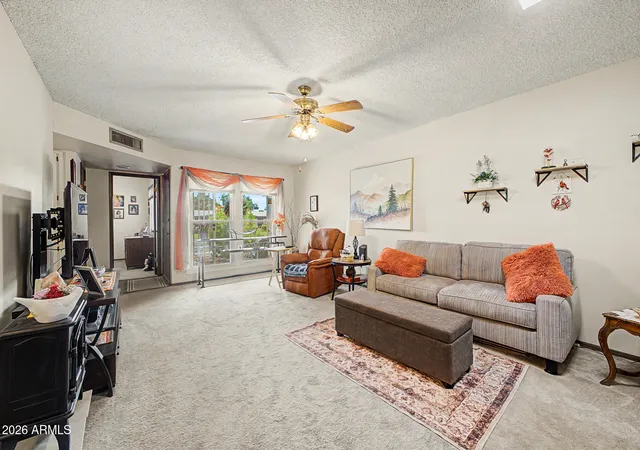 Listing Photo 5 - Condo for sale in building located at 10532 W Granada Dr, Sun City, AZ 85373