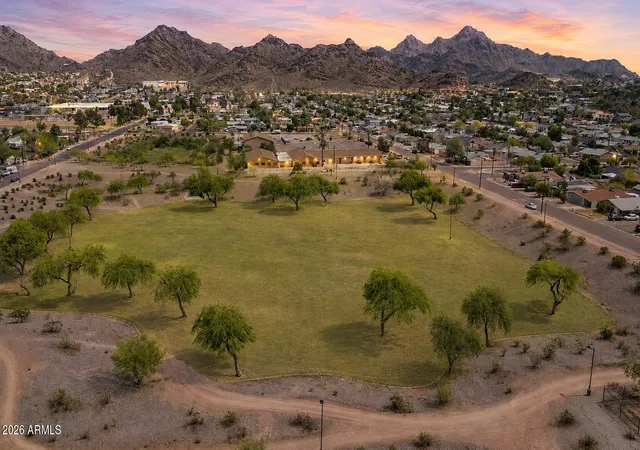 4th image of 8842 N 8Th St #207, Phoenix, AZ 85020 | MLS# 7007574
