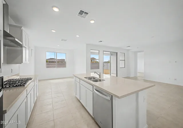 Photo 4 of Single family home for sale at 26652 S 228 Place, Queen Creek, AZ 85142 | MLS# 7008559 | Listing updated on 2026-10-03