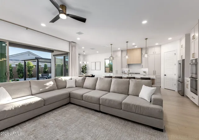 1st image of 4423 W Park View Ln, Glendale, AZ 85310 | MLS# 7004349