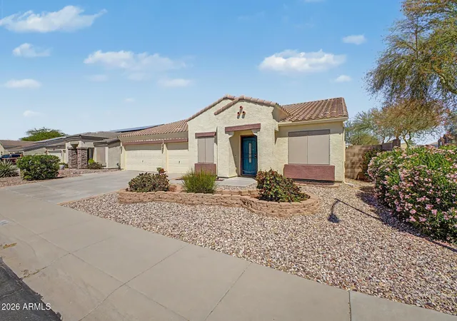 2nd image of 518 E Black Diamond Dr, Casa Grande, AZ 85122 | MLS# 7012057