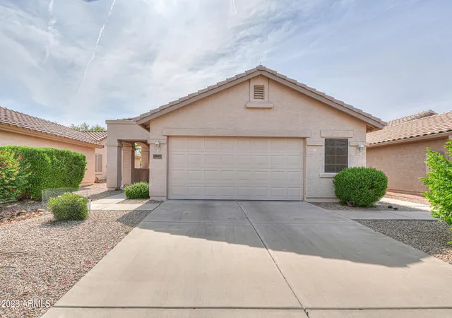 Photo 3 of Single family home for sale at 2429 E Valencia Dr, Casa Grande, AZ 85194 | MLS# 7006146 | Listing updated on 2026-09-16
