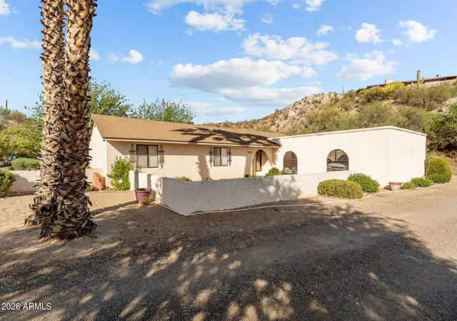 Photo 1 of Single family home for sale at 550 E Bass Rd, Wickenburg, AZ 85390 | MLS# 7003904 | Listing updated on 2026-04-09