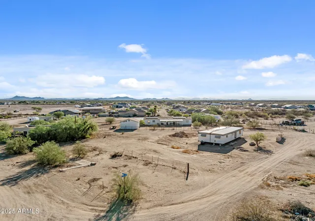 Homes for sale in Wittmann, AZ | 2 E Griffin St, Wittmann, AZ 85361 | MLS# 7004038