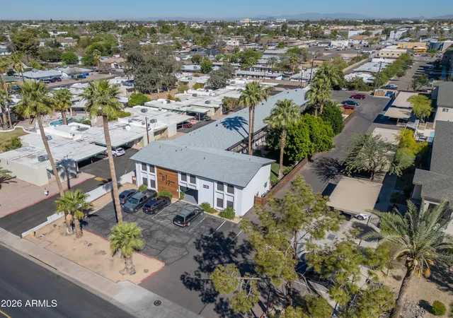 Photo 2 of Townhouse for sale at 2020 W Orangewood Ave, Phoenix, AZ 85021 | MLS# 7004263 | Listing updated on 2026-09-21