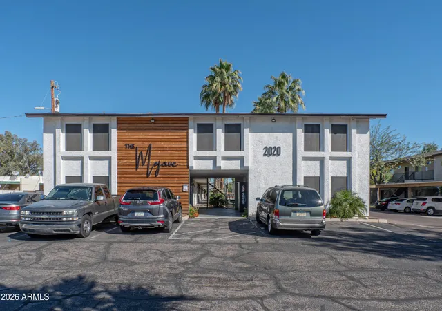 Photo 3 of Townhouse for sale at 2020 W Orangewood Ave, Phoenix, AZ 85021 | MLS# 7004263 | Listing updated on 2026-09-21