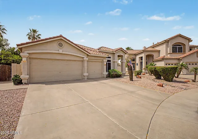 Homes for sale in Glendale, AZ | 21710 N 59Th Ln, Glendale, AZ 85308 | MLS# 7008414