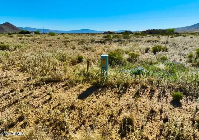 Homes for sale in Kingman, AZ | 10404 N Wood Camp Dr #3775, Kingman, AZ 86401 | MLS# 7004384