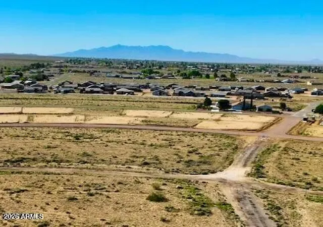 Homes for sale in Kingman, AZ | 10404 N Wood Camp Dr #3775, Kingman, AZ 86401 | MLS# 7004384