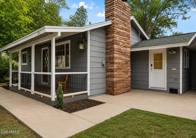 Photo 4 of Single family home for sale at 2462 E Poplar Dr, Pinetop, AZ 85935 | MLS# 7005955 | Listing updated on 2026-08-03