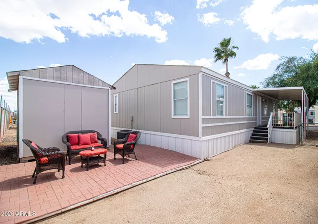Homes for sale in Glendale, AZ | 8601 N 71St Ave #43, Glendale, AZ 85301 | MLS# 7006845