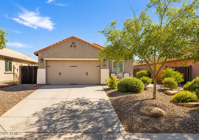 Homes for sale in Gilbert, AZ | 2185 E Hazeltine Wy, Gilbert, AZ 85298 | MLS# 7004702