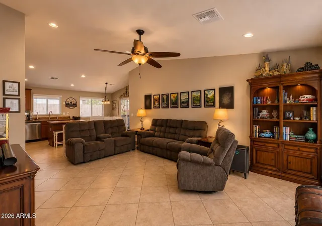 Homes for sale in Gilbert, AZ | 2185 E Hazeltine Wy, Gilbert, AZ 85298 | MLS# 7004702