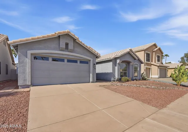 Photo 1 of Sale Pending at 3256 E Rosemonte Dr, Phoenix, AZ 85050 | MLS# 7063961 | Listing updated on 2026-09-21