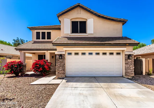 Homes for sale in Gilbert, AZ | 4208 S Sawmill Rd, Gilbert, AZ 85297 | MLS# 7004830