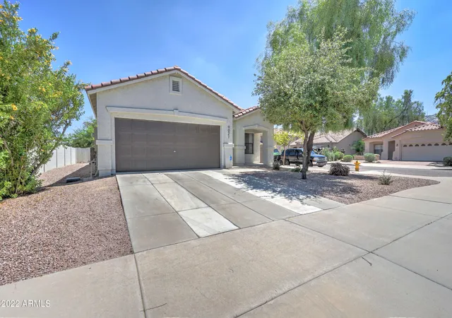 Photo 3 of Single family home for sale at 9027 S 3rd Street, Phoenix, AZ 85042 | MLS# 7004856 | Listing updated on 2026-06-30