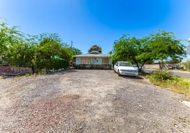 Photo 1 of Townhouse for sale at 1147 W Peoria Ave, Phoenix, AZ 85029 | MLS# 7006724 | Listing updated on 2026-08-29