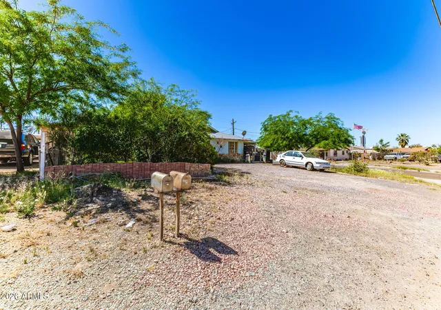 Photo 2 of Townhouse for sale at 1147 W Peoria Ave, Phoenix, AZ 85029 | MLS# 7006724 | Listing updated on 2026-08-29
